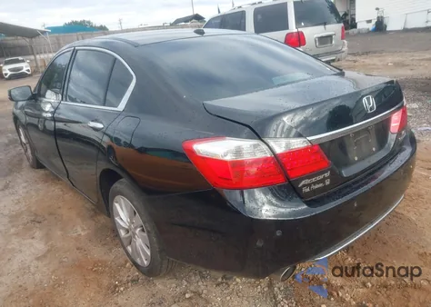 2013 Honda Accord Touring from USA, damaged, VIN 1HGCR3F93DA046482